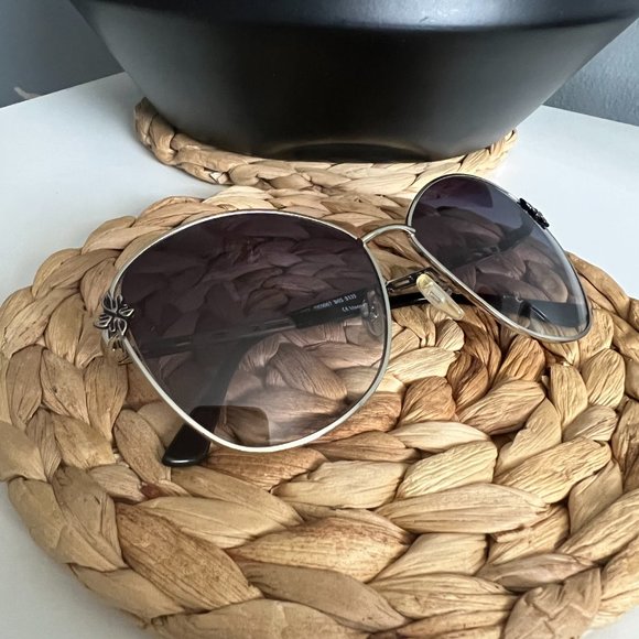 Swarovski Butterfly Frame Sunglasses - Picture 2 of 8